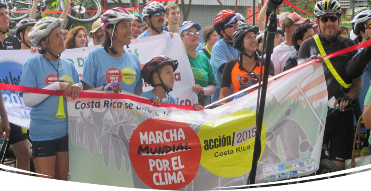 San Pedro, Costa Rica, November 27, 2015. Rally in Solidarity with Paris Climate Agreement COP 21. Photo by Paul Almeida